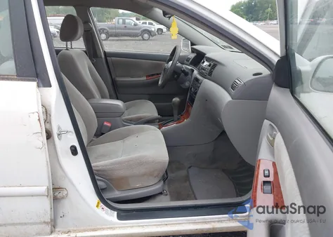 2004 Toyota Corolla Le z USA, uszkodzony, nr VIN JTDBR38E842048307